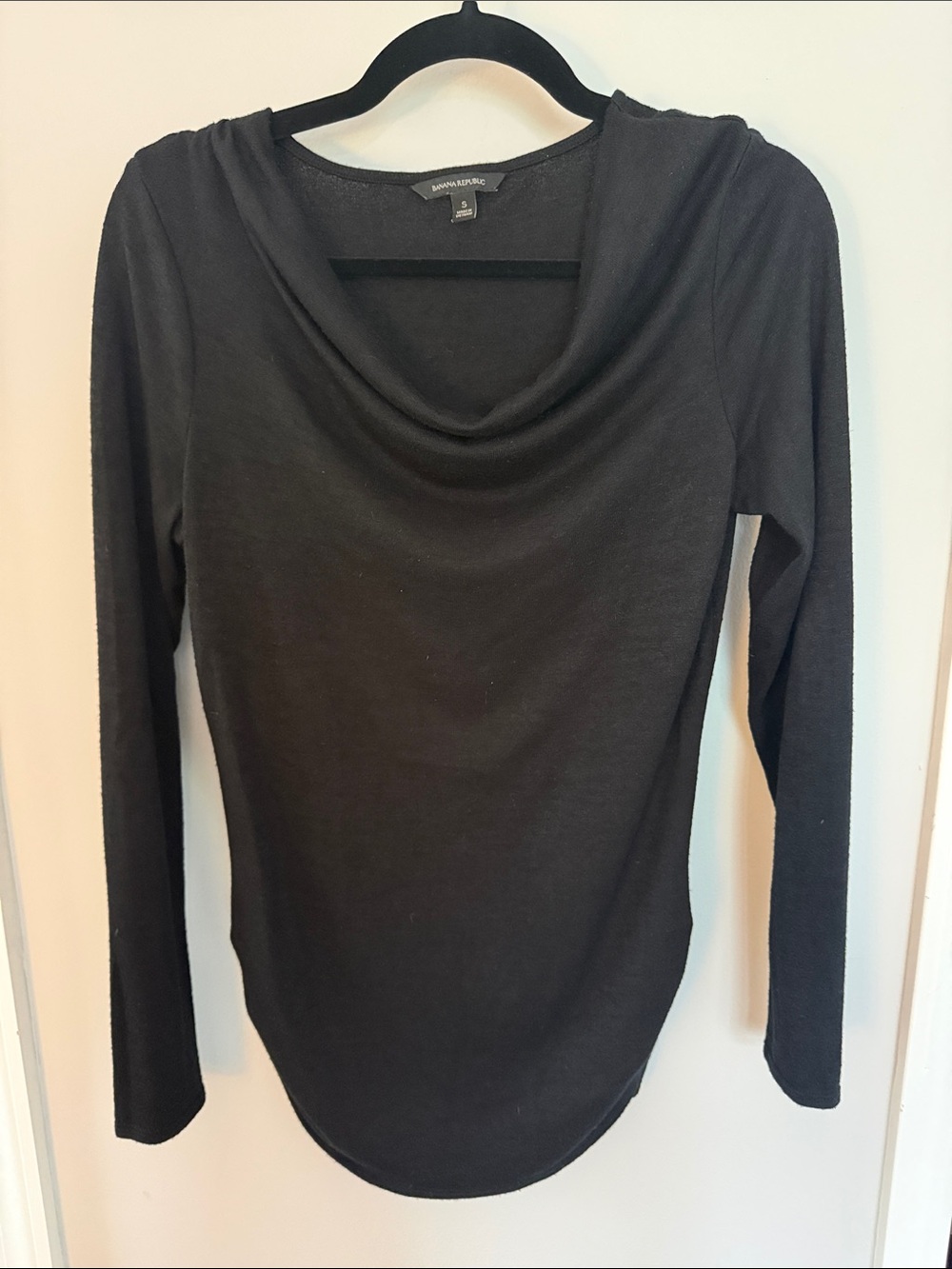 Banana Republic Black Cowl-Neck Long Sleeve Sweater